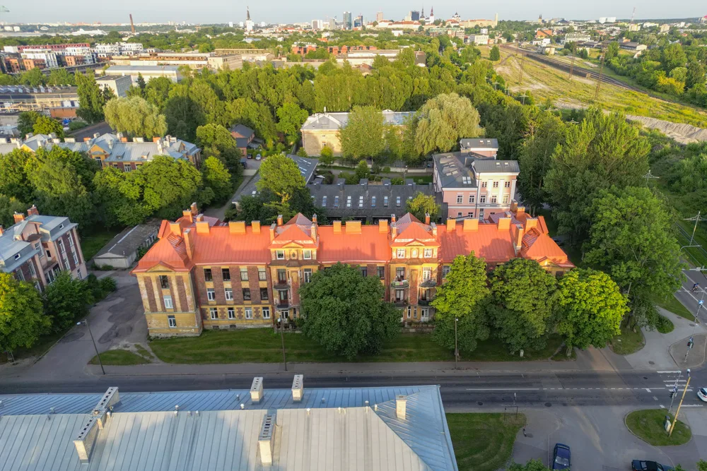 Vana kortermaja ja linnaruum