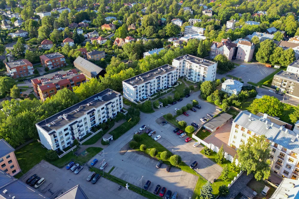Elamukvartal ja ümbritsev linn